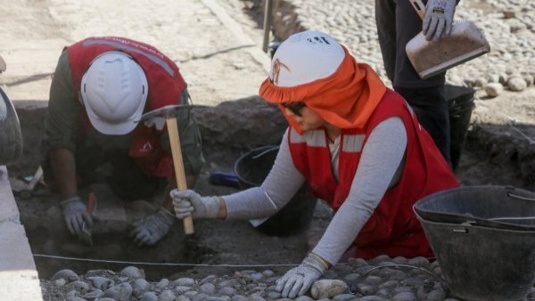 Encuentran restos arqueológicos en construcción de Línea 7 del Metro
