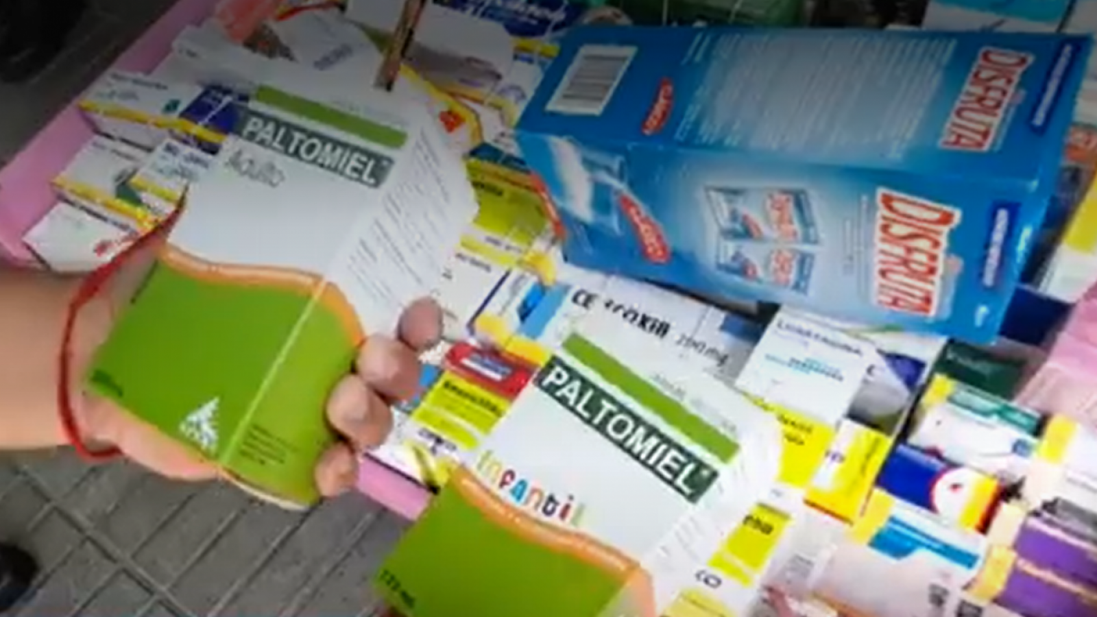 El riesgo de comprar medicamentos en la calle: podrían causar efectos colaterales
