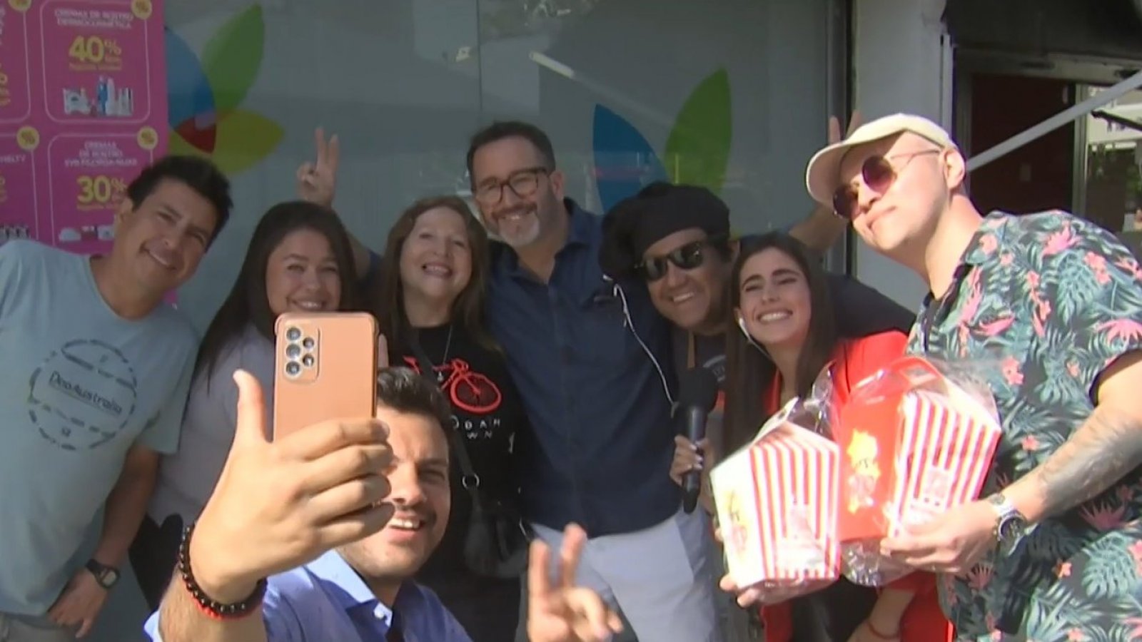 Con selfies, conversando y escuchando: El "Buenos Días a Todos" se tomó las calles este viernes
