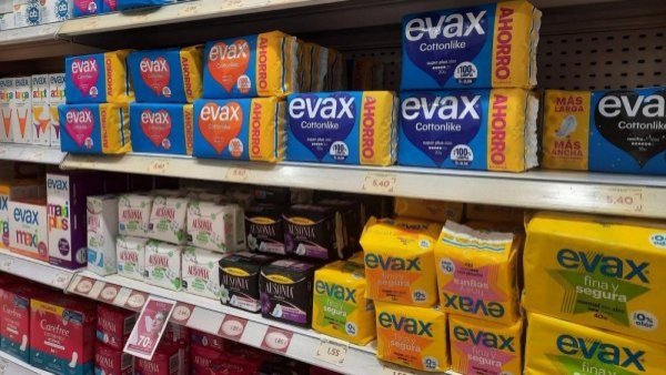 Francia reembolsará productos para la menstruación a menores de 25 años
