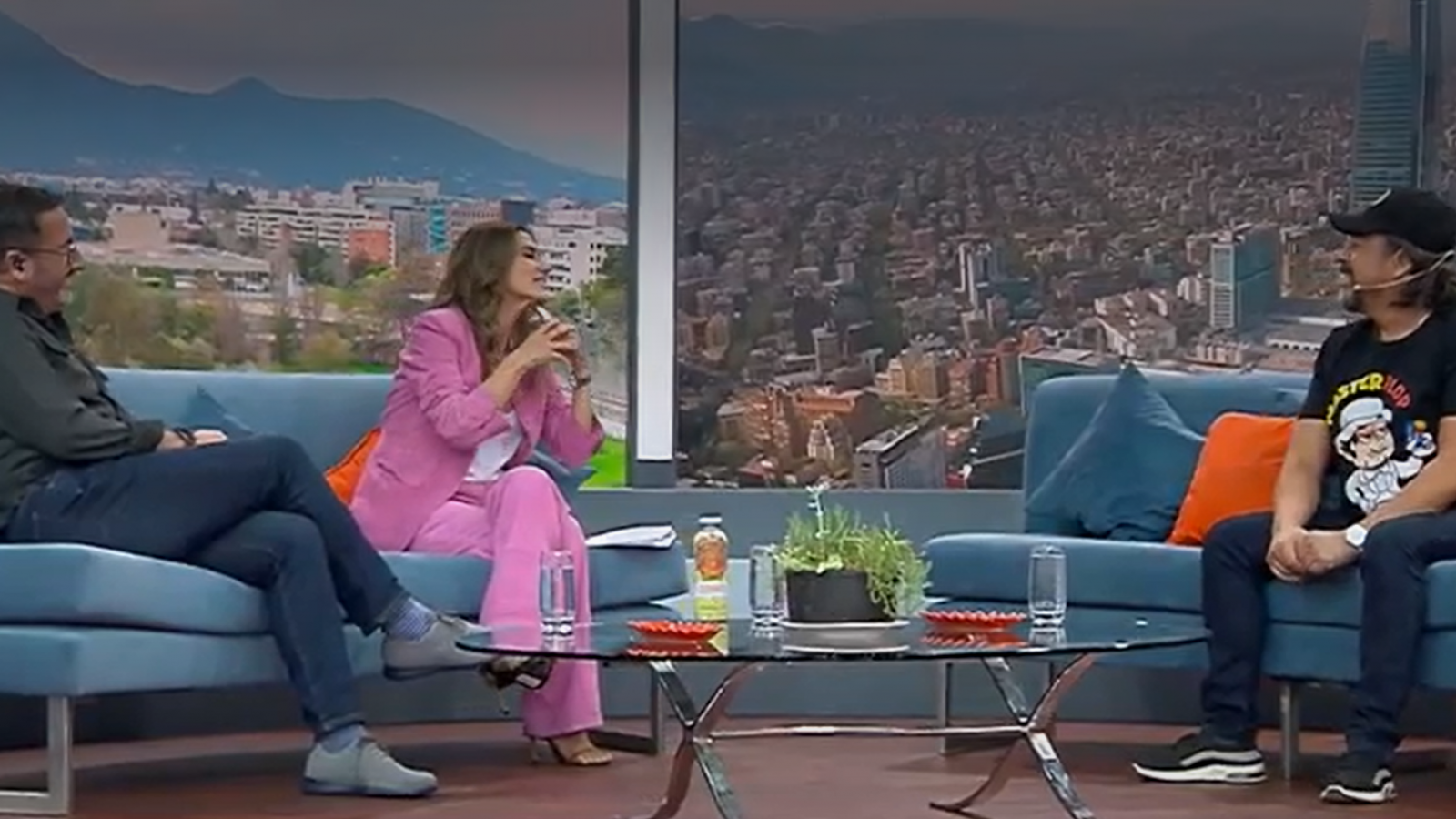 ¡Con bombo y platillos! Bombo Fica presentará un show para ayudar a los damnificados del sur
