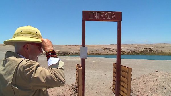 Este sábado en "Atlas de Chile": Sánchez y Comparini recorren el Desierto de Atacama
