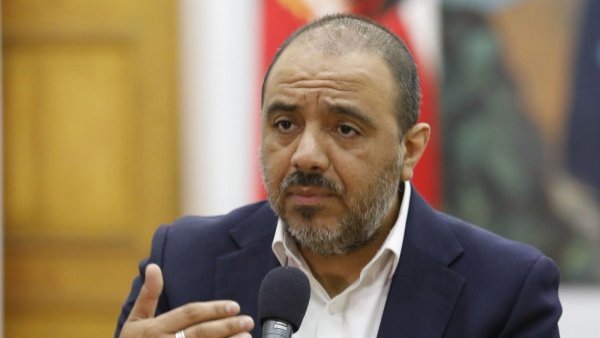 Pese a rumores: Marco Antonio Ávila se mantiene en el Ministerio de Educación
