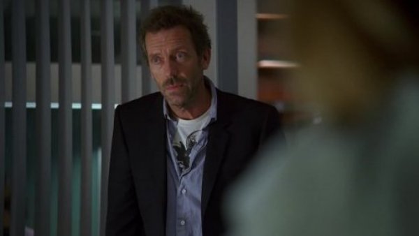 Dr. House Temporada 3 Capítulo 12: Un día una habitación
