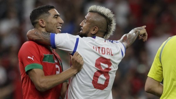 Un campeón del mundo asoma en el horizonte de Chile como rival en junio
