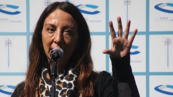 Presidente de Azul Azul denunció que Cecilia Pérez fue agredida con un "golpe de puño"
