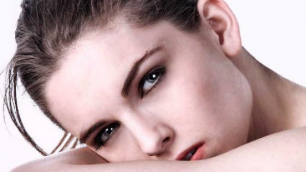 Para mejorar el cuidado de la piel: mira los beneficios de aplicar vitamina E en el rostro

