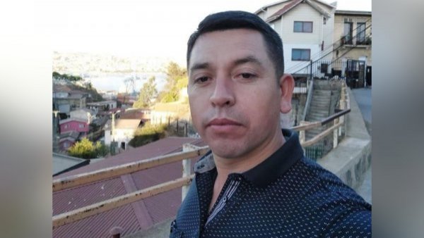 Padre de dos hijas: quién era Álex Salazar, el carabinero que murió atropellado en Concepción

