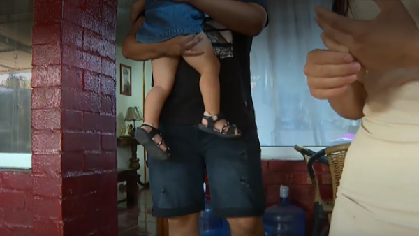 "Nadie entiende su dolor": niña lleva meses sin tratamiento por una úlcera y familia pide ayuda
