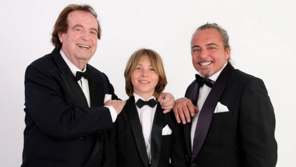 Dyango anuncia concierto junto a su hijo Marcos Llunas y su nieto Axel
