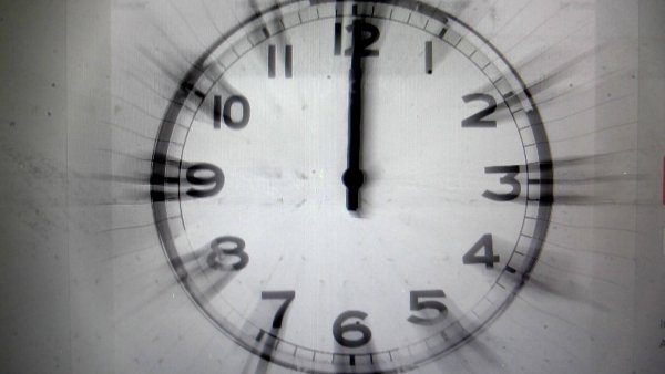 "No más cambio de hora": especialistas piden que se termine con esta práctica
