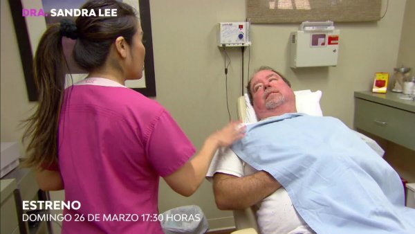 La Dra. Sandra Lee llega este domingo a TVN: Mira un nuevo adelanto