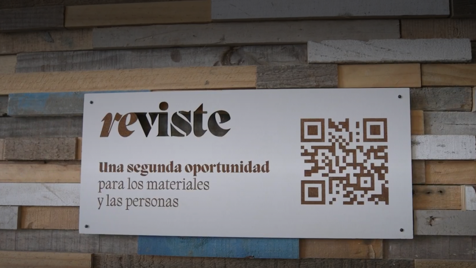 Descubre más del emprendimiento Reviste
