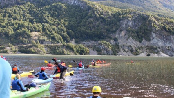 Kayak en el fin de la Carretera Austral: la creciente iniciativa que impulsa Villa O’Higgins
