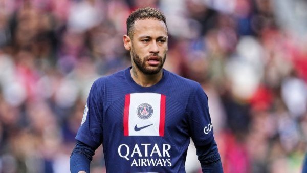 Neymar sufrió un ataque cibernético y publicaron ofensivos mensajes
