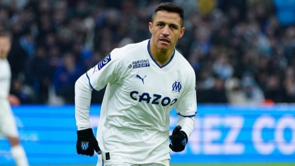 Alexis Sánchez en el top 15 de jugadores mejores pagados de la Ligue 1
