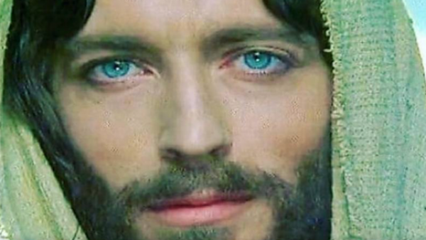 "Jesús de Nazaret": Día y horario para ver el clásico de Semana Santa en TVN
