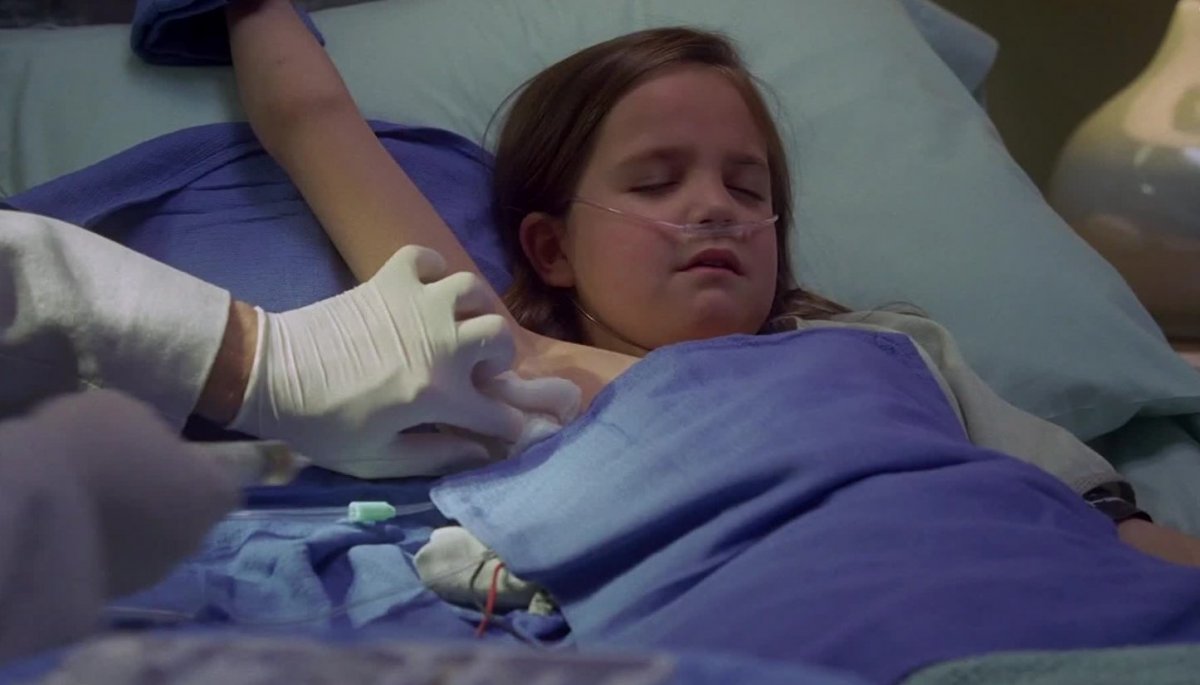 Dr. House Temporada 3 Capítulo 19 Cosas de la edad TVN