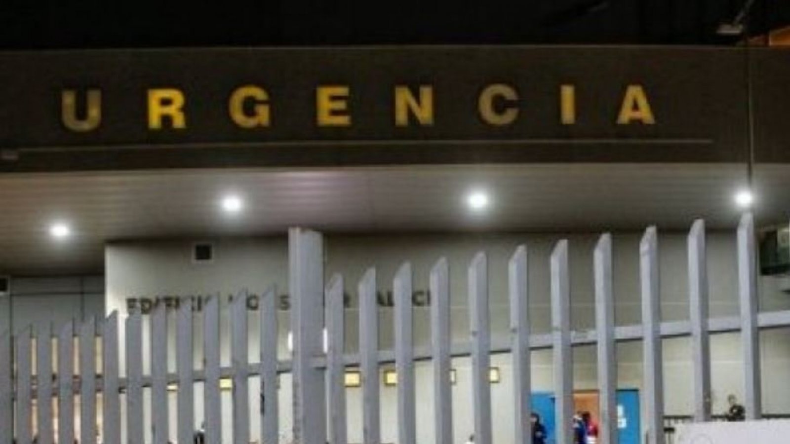 Posta Central entrega reporte de carabinero baleado: Se encuentra en estado grave y en pabellón
