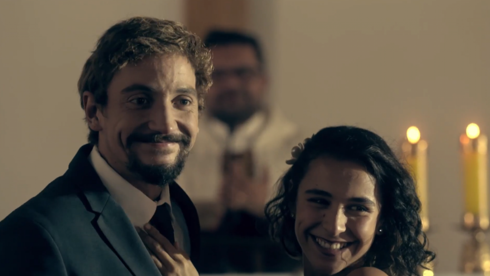 Pablo y Macarena se casan a escondidas de Estefanía
