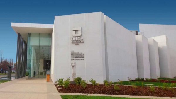 Cierran campus de Universidad de Talca por posible brote de gripe aviar