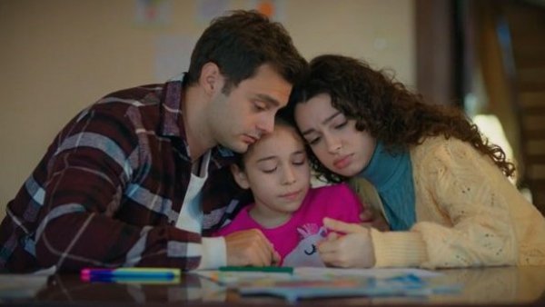Todo por mi familia - T1E194 | Emel en el orfanato
