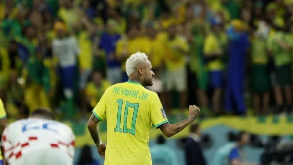 Con tiernas postales: Neymar anunció que será padre por segunda vez
