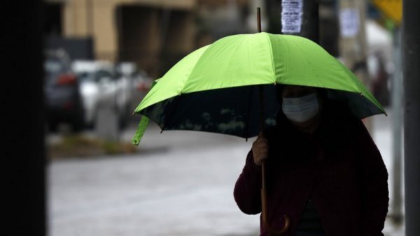 ¿Se vienen las lluvias?: pronostican primeras precipitaciones otoñales en Santiago
