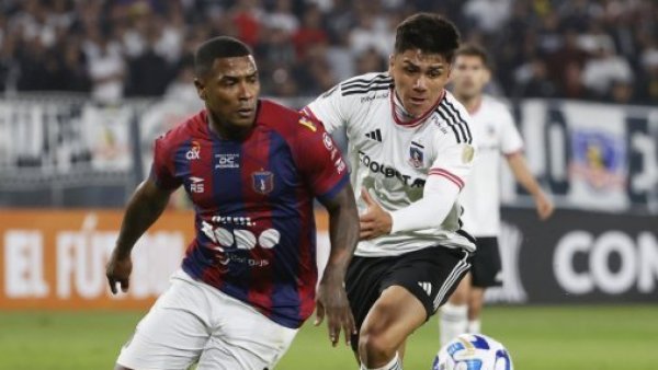 "Cero aporte": el jugador más criticado tras primer tiempo de Colo Colo ante Monagas
