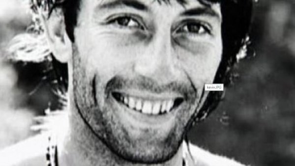 La impactante historia de Kevin Carter: el fotógrafo que capturó "El buitre y la niña pequeña"
