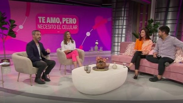 Uso excesivo del celular: el peor enemigo del amor
