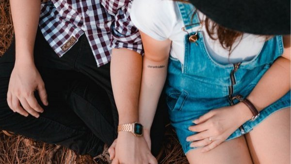 54 requisitos: joven publica vacante de novio con peculiares exigencias

