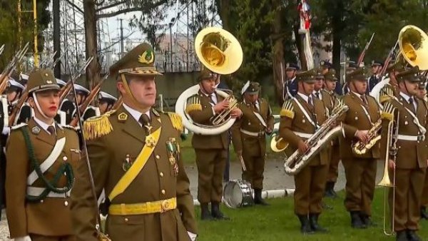 Saludamos a Carabineros en su 96° aniversario
