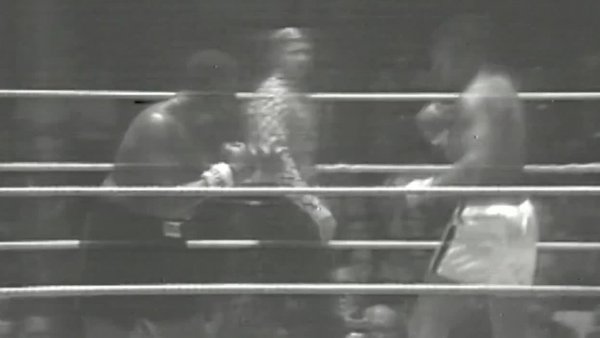 Sergio Livingstone, Pedro Carcuro y Patricio Bañados relatan combate entre Mohamed Alí y Buster Mathis
