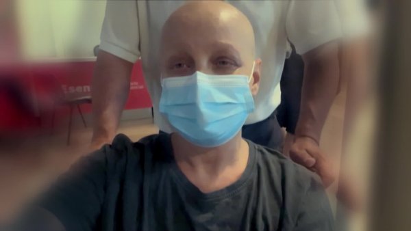 Revisa un adelanto de Brava, el documental de Claudia Conserva y su lucha contra el cáncer
