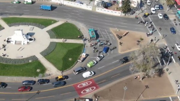 ¿Con o sin rotonda? ¿Cómo imagina la remodelación de Plaza Baquedano?
