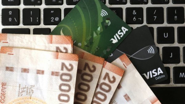 Adiós a los 30 dólares: Aduanas cambia monto mínimo para evitar impuesto en compras internacionales
