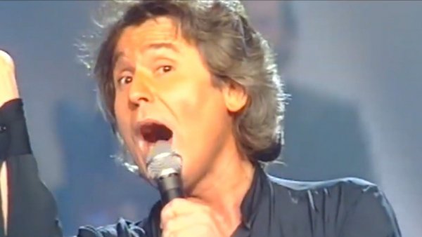¡Es-cán-da-lo! Hoy Raphael cumple 80 años, felicidades
