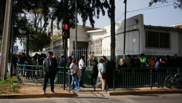 ¿Hasta qué hora las comisarías reciben las excusas por no votar?

