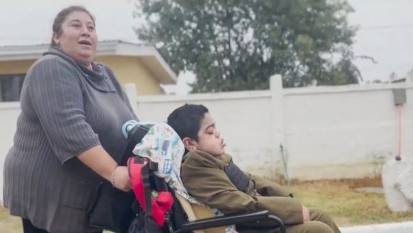 ¡Una mamá increíble! Hoy conocimos la historia de Teresa, quien dejó todo por el cuidado de su hijo

