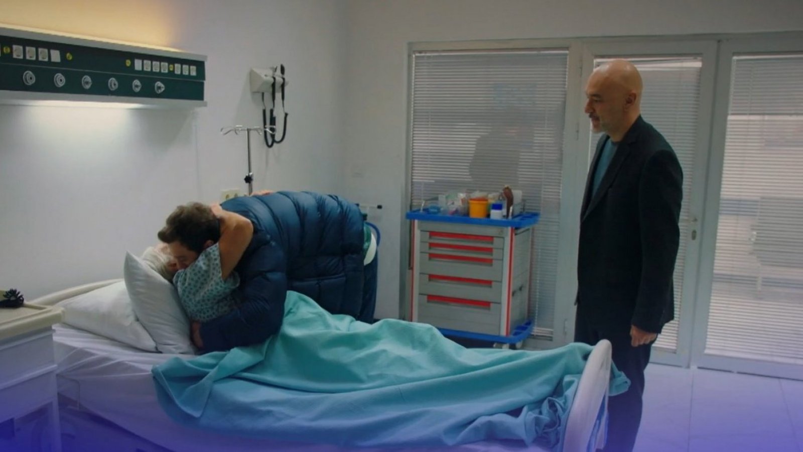 Un breve y emotivo encuentro: Mira un adelanto de este miércoles de "Todo por mi familia"
