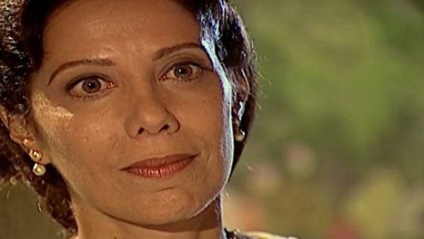 Terra Nostra - T1E120 | El cambio de Janette
