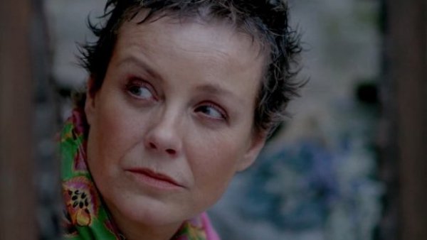 Un nuevo testimonio, su amor familiar y terapias alternativas: Así es la segunda parte de "Brava" con Claudia Conserva
