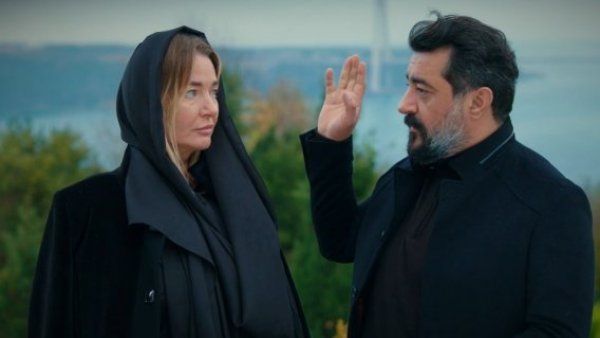 Todo por mi familia - T1E209 | El chantaje de Akif
