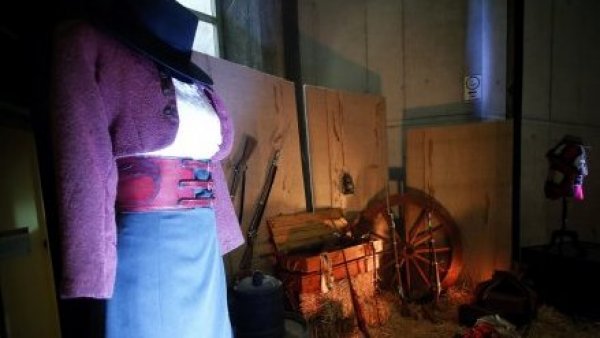 Realiza un tour virtual por TVN en el Día de los Patrimonios: Conoce el sector de utilería y vestuario
