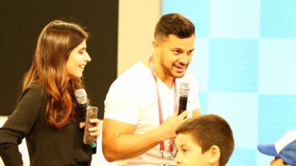 Los estudios de televisión fueron las principales atracciones entre visitantes de TVN en el Día de los Patrimonios
