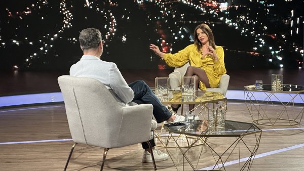 “Salga a trabajar en vez de andar mendigando”: Savka Pollak reveló crueles mensajes tras exponer deuda de pensión de alimentos
