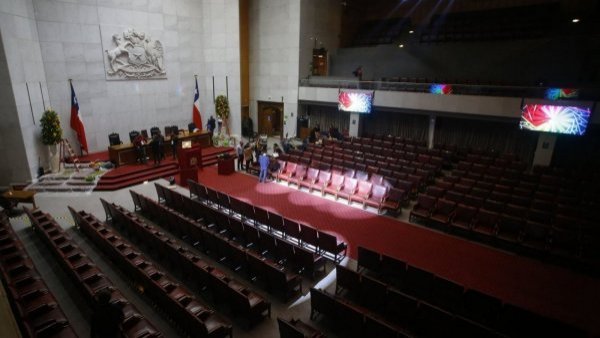 A un día de la Cuenta Pública: declaran Alerta Temprana Preventiva para Valparaíso por "evento masivo"
