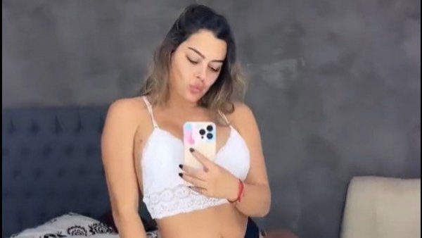 "Estoy en mi mejor peso": la sentida reflexión de Larissa Riquelme, la "novia del Mundial"
