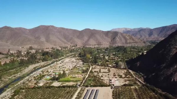 Este sábado en "Atlas de Chile": Sánchez y Comparini recorren el Valle del Elqui
